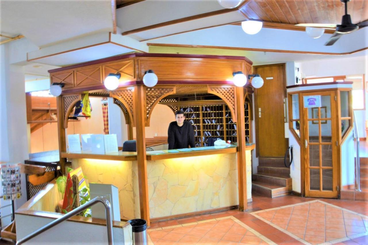 Los Geranios-San-Eugenio-Adeje-Spain Apartment Адехе Екстериор снимка
